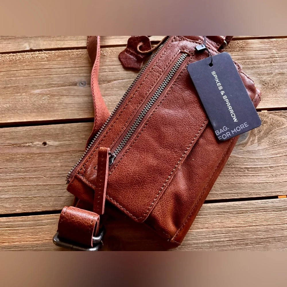 SPIKES & SPARROW LEATHER HIP BAG OREGON - BRANDY COGNAC - Picture 6 of 12